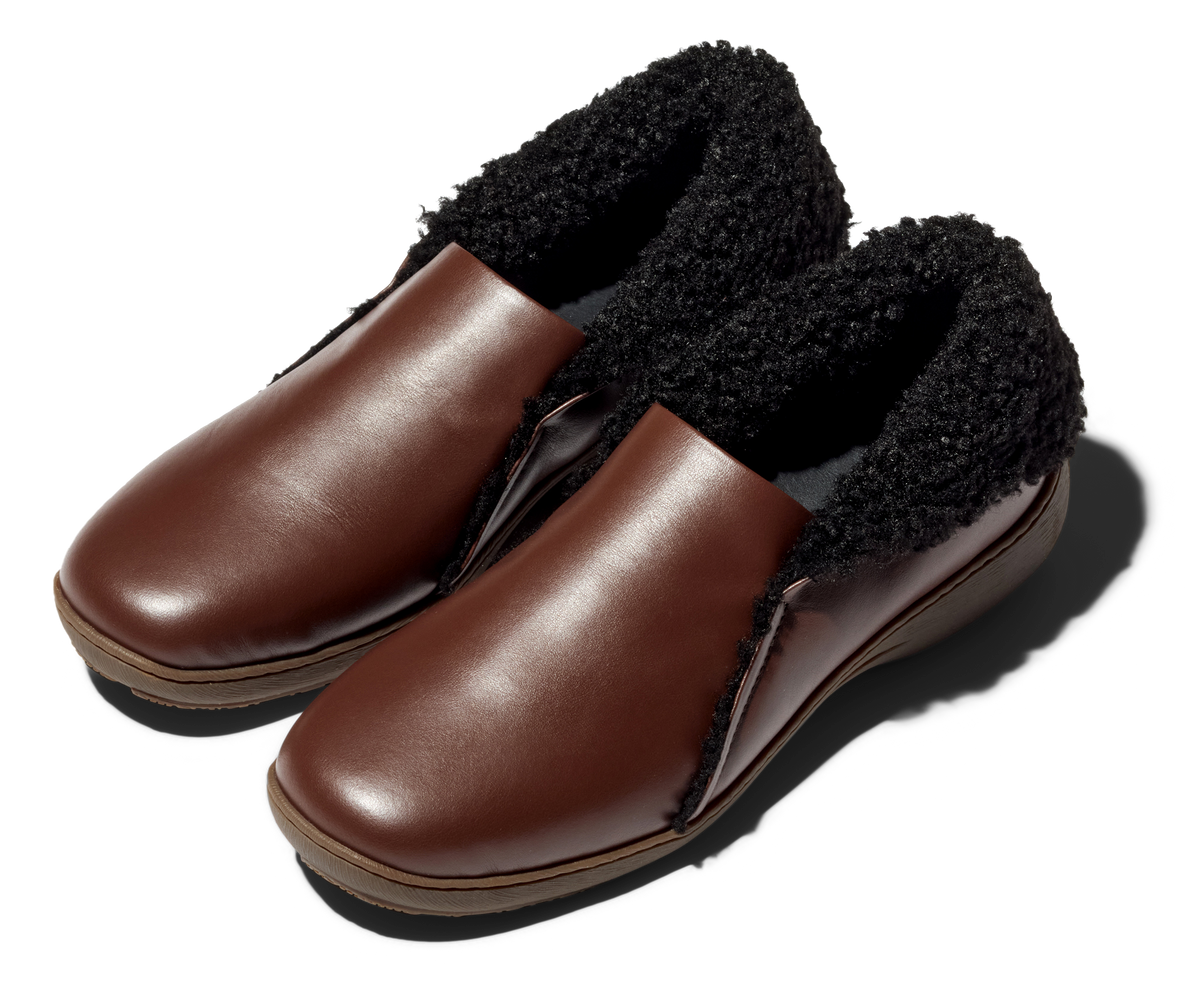 ISKAR Slip-on — Terra