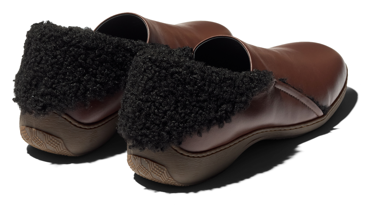 ISKAR Slip-on — Terra