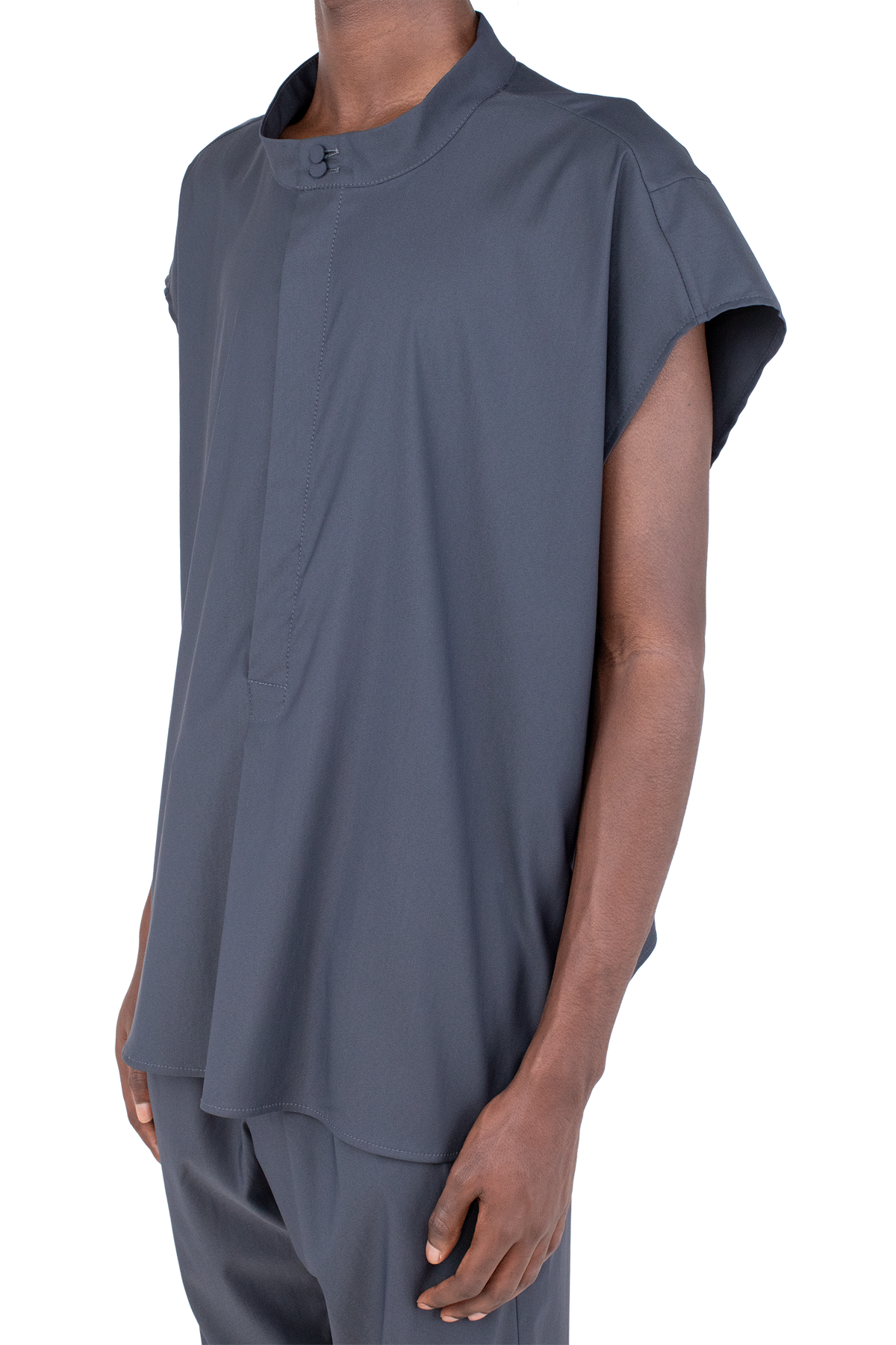 ONATE Sleeveless Shirt — Deep Grey