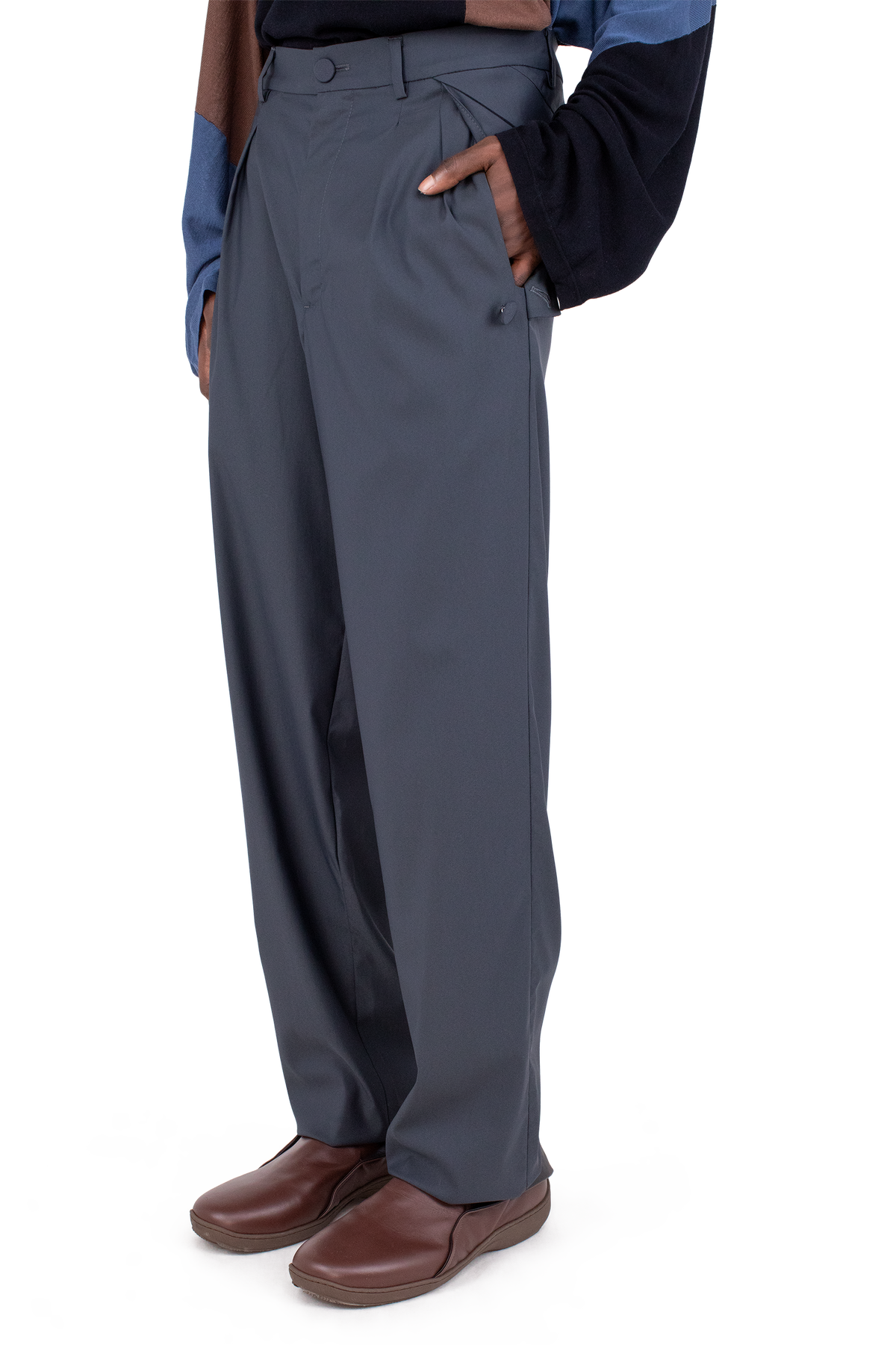 BRUIN Trousers — Deep Grey