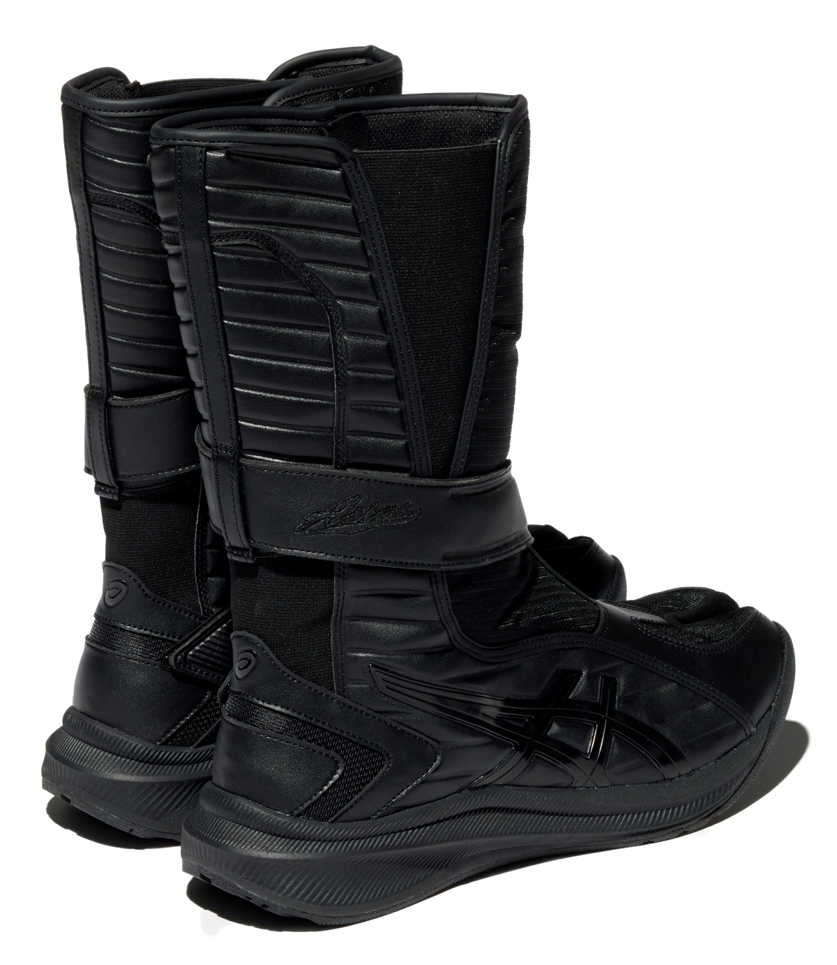 ASICS ILARGI FF Boot — Obsidian Black