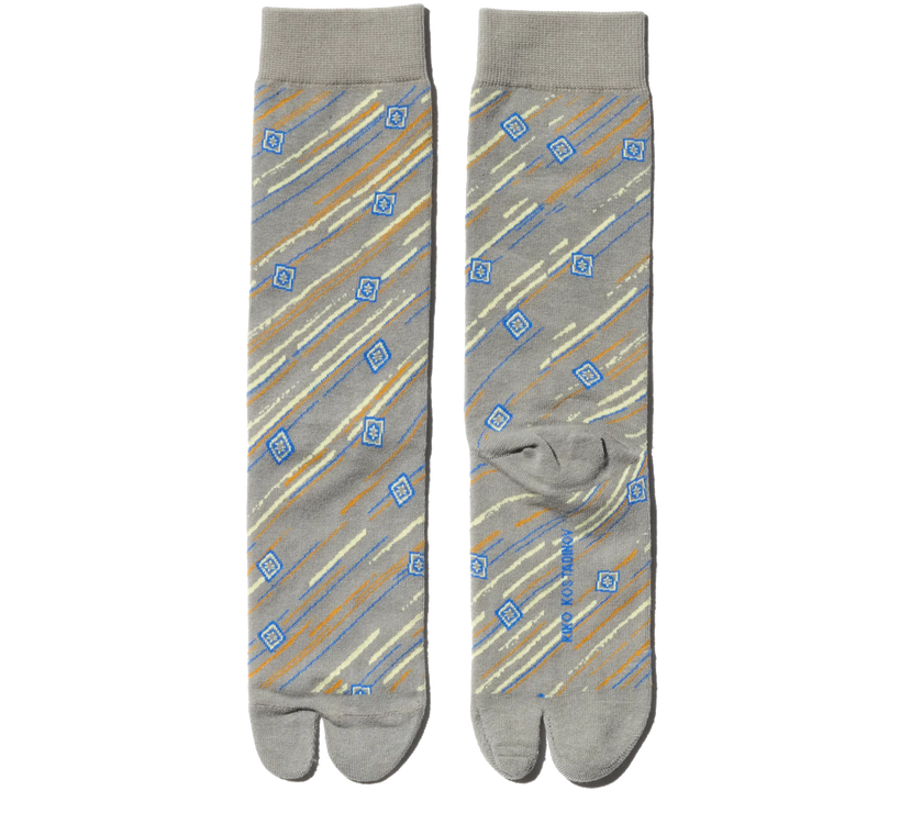 ANDRAS Tabi Socks — Tan