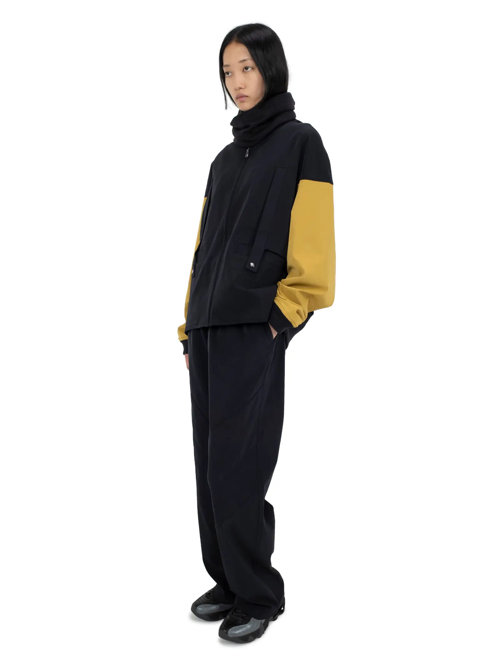 KIKO KOSTADINOV LIATRISORY BOMBER JACKET OBSIDIAN BLACK X MEDALLION YELLOW