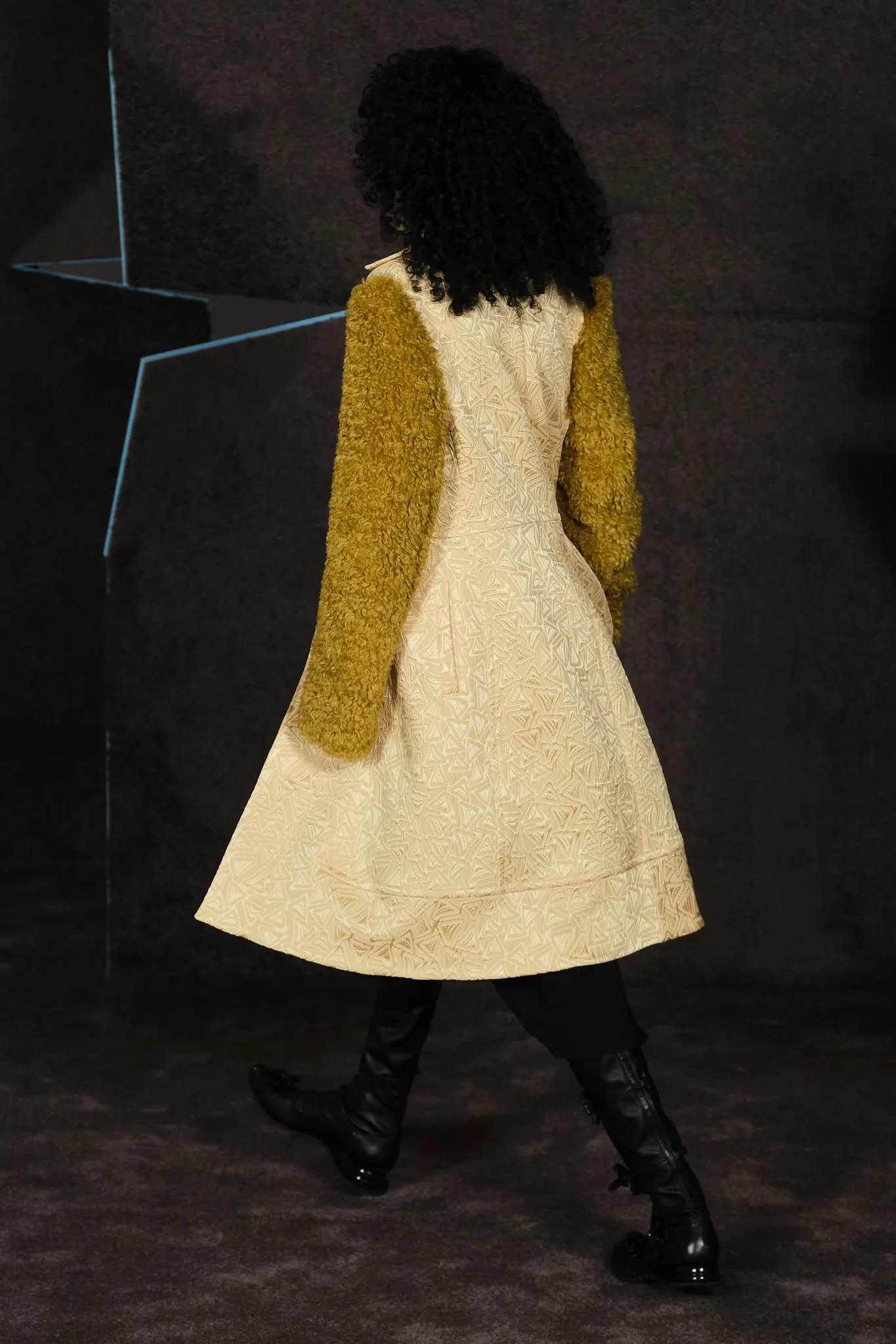 Kiko Kostadinov AW22 Womenswear, Look 24