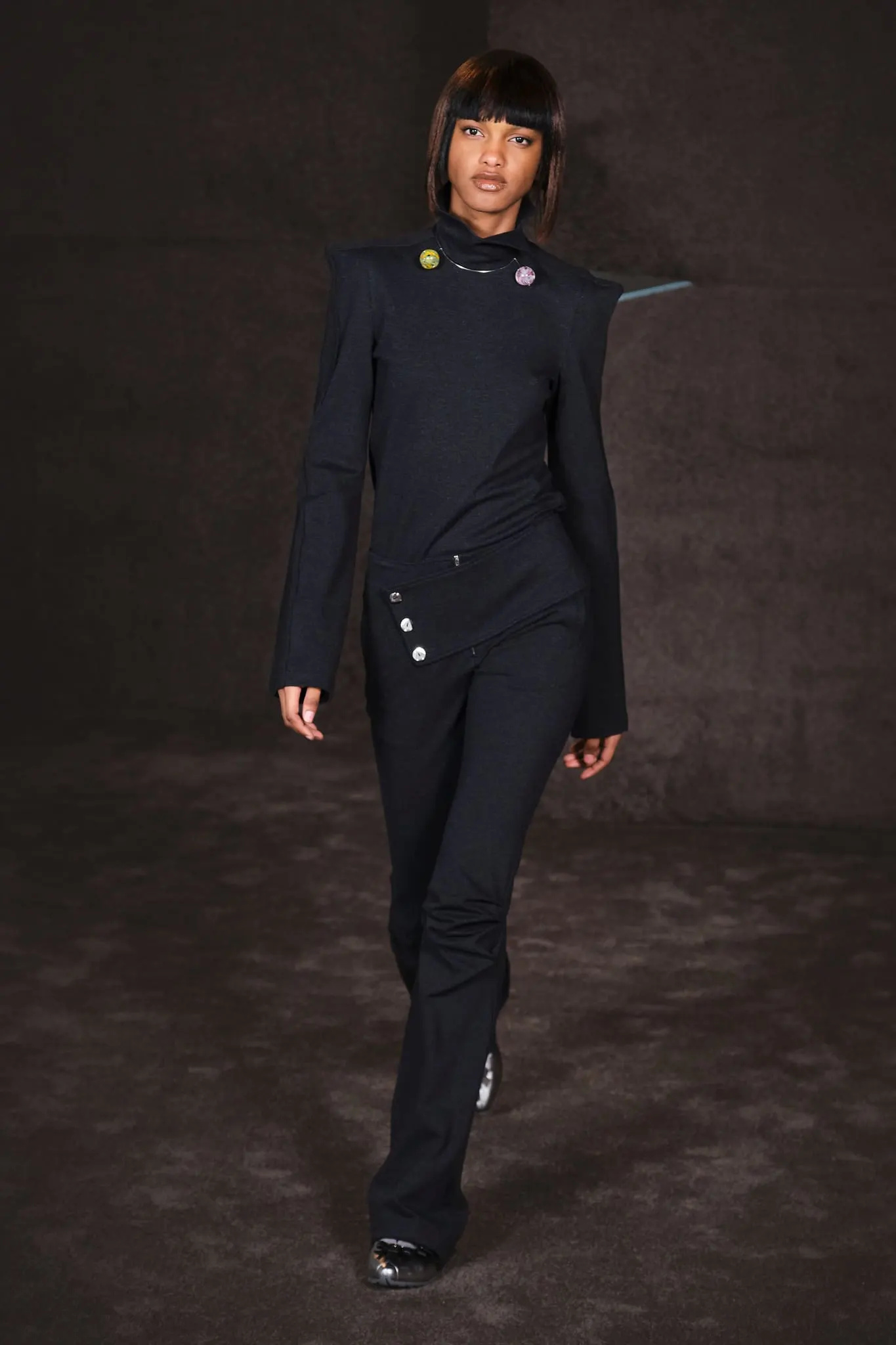 Kiko Kostadinov AW22 Womenswear, Look 06