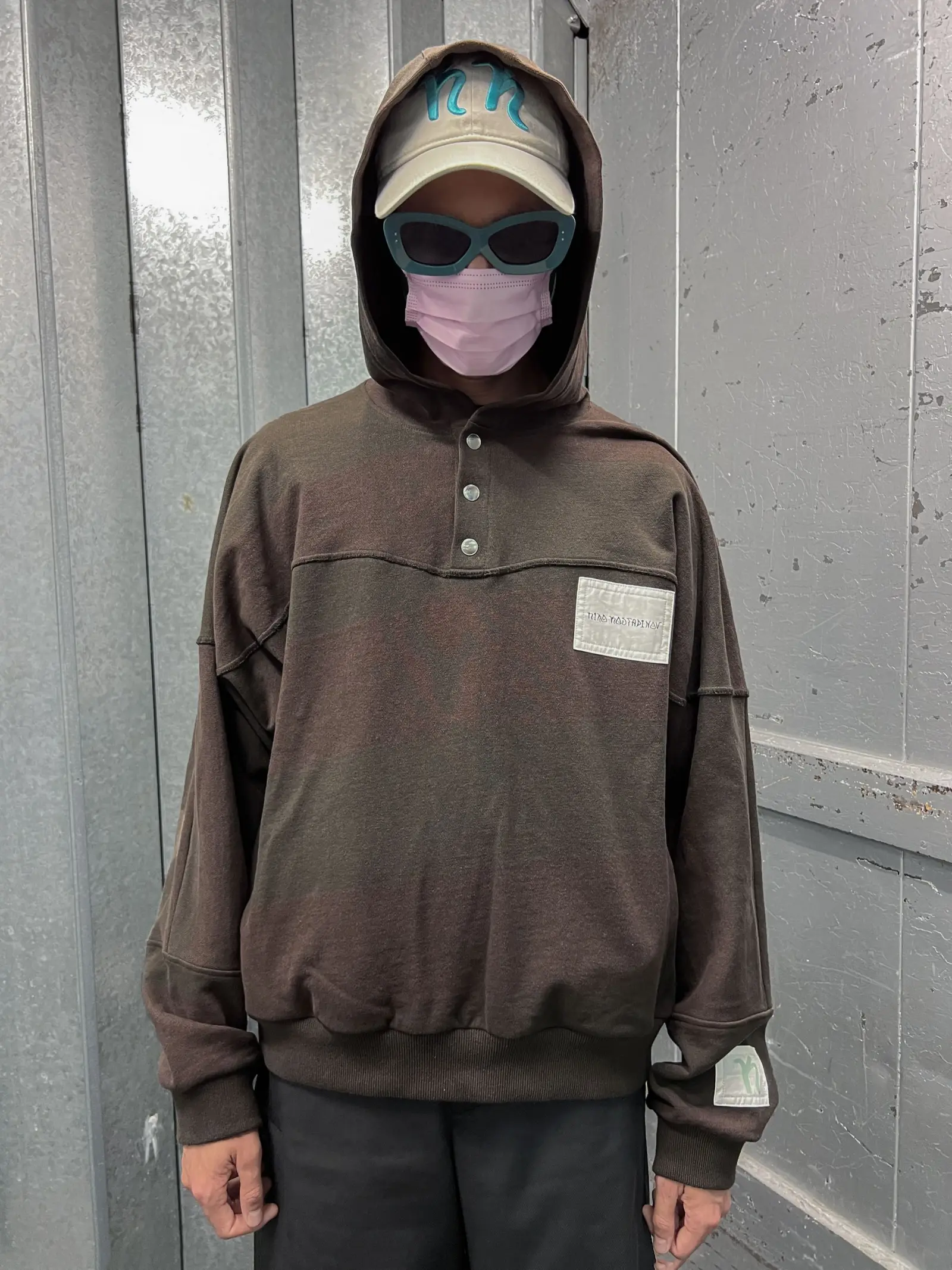 KIKO KOSTADINOV – KK. Hoodie. 01 Brown