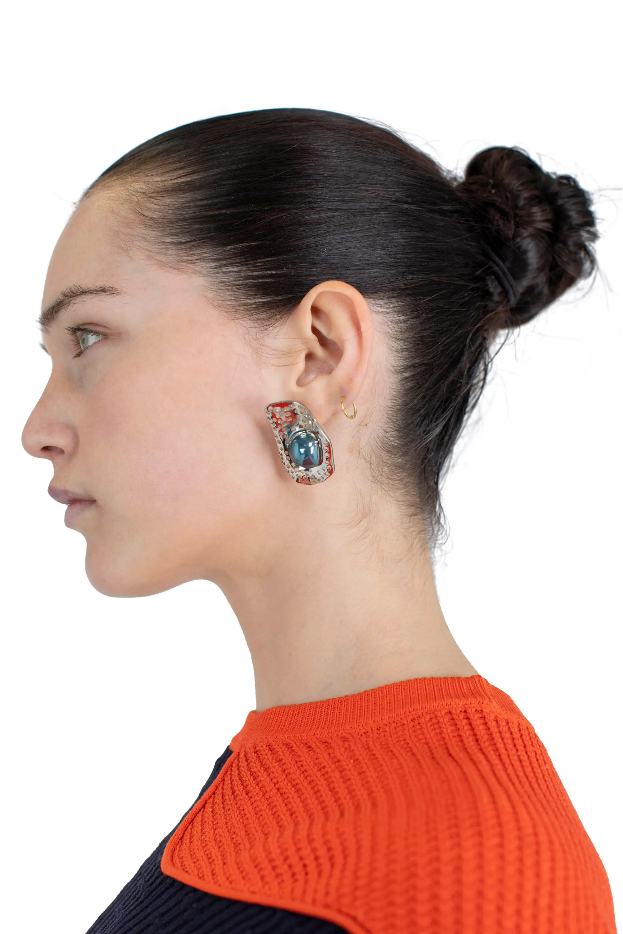 KIKO KOSTADINOV ALIS DISH EARRINGS - SILVER / METALLIC BLUE