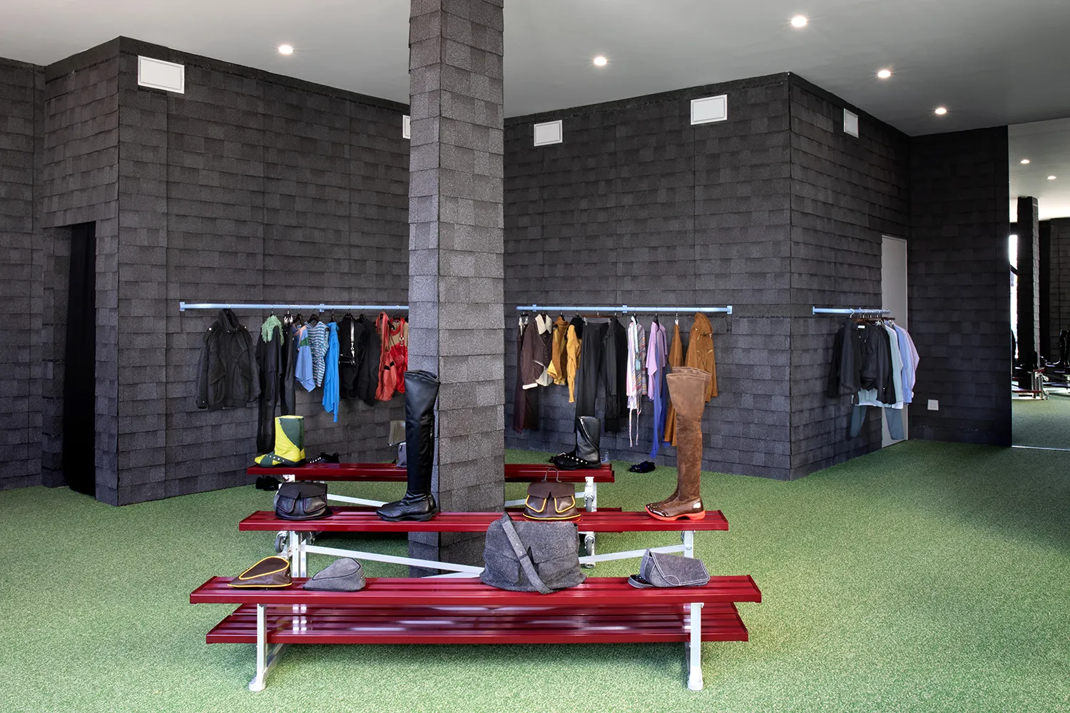 Stores – KIKO KOSTADINOV